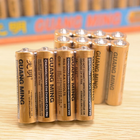 Guang Ming AA 1.5V Batteria a Secco Zinco-Carbone R6S Batteria per Telecomandi Giocattoli Elettronica Domestica