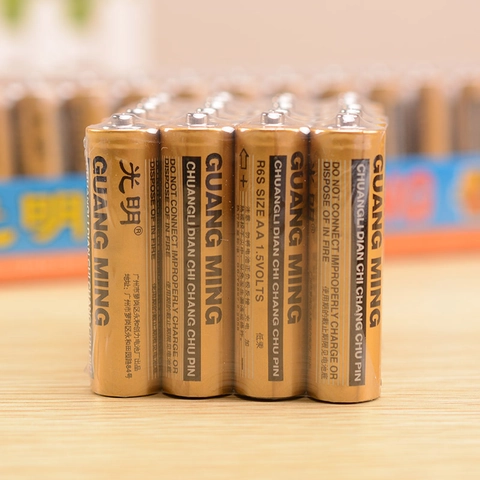 Guang Ming AA 1.5V Batteria a Secco Zinco-Carbone R6S Batteria per Telecomandi Giocattoli Elettronica Domestica