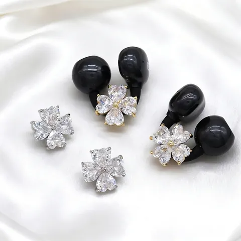 Sweet Zirconia Flower Earphone Clip Copper Decorative Jewelry Accessory For Wireless Earbuds Bluetooth Headset Women Fashion Ear Clip