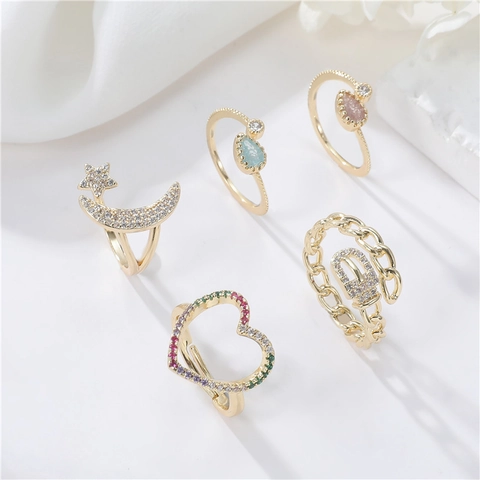 Gold Plated Copper Open Adjustable Ring For Women Elegant Heart Star Moon Belt Buckle Rhinestone Fashion Finger Jewelry