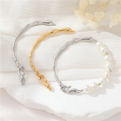 Französischer Vintage Unregelmäßiges Flüssiges Metall Künstliche Perlenarmband Für Damen 14K Vergoldet Kupfer Armreif Minimalist Schmuck