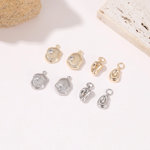 Chiusura Magnetica in Rame Placcato Oro 14K Connettore in Zirconia Design Organico Irregolare per Collana di Perle Fai da Te Bracciale Gioielli