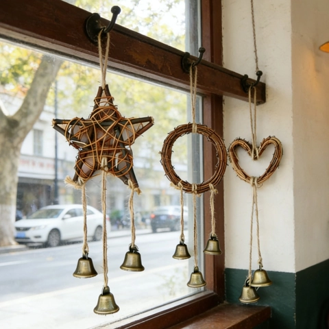 Handmade Metal Witch Bells Retro Pentagram Heart Woven Wind Chimes For Door Handle Hanging Decor Home Garden Ornament