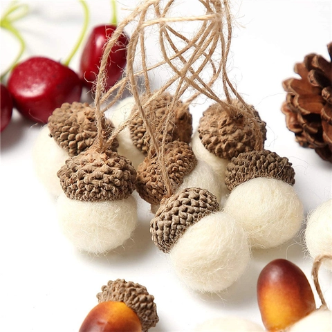 Ciondolo a Ghianda in Feltro di Lana Fatto a Mano Ornamenti Natalizi da Appendere Stile Foresta DIY Ringraziamento Casa Decorazione