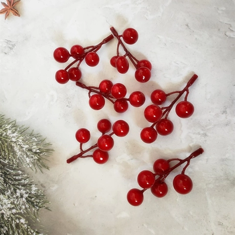 Red Artificial Holly Berries Stem For Christmas Wreath DIY Decoration Winter Festive Home Decor New Year Party Supplies