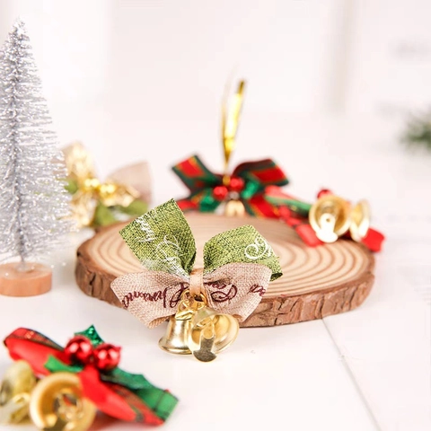 Weihnachtsbaum Schleifen Dekoration Mit Goldglocken Stechpalmenblätter Rot Grün Karierte Satin Schleifen Für DIY Kranz