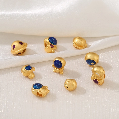 DIY Copper Pendants Space Astronaut Beads Gold Plated Enamel Blue Starry Sky Planet Charms For Jewelry Making Bracelet Necklace