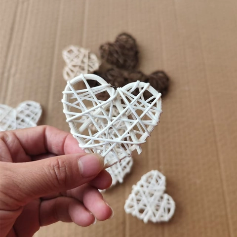 Handmade Woven Rattan Heart Hanging Decorations Wicker Heart Ornaments For Wedding Home Party DIY Craft White Wood Coffee Pack