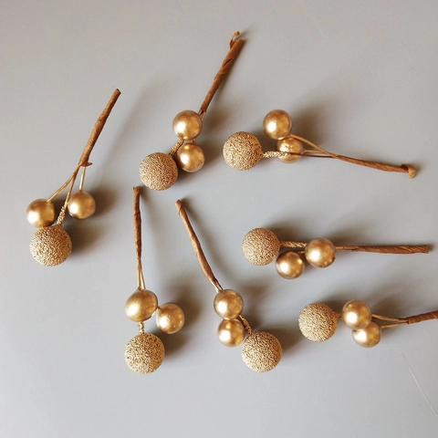 Steli di Bacche di Natale Artificiali Oro Bacca Metallica Satinata per Ghirlanda Albero di Natale Fai da Te Decorazione
