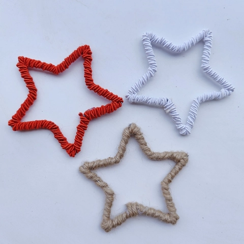 Ornamento Sospeso a Stella per Albero di Natale Pentagramma DIY Metallo Corda di Canapa Ciondolo Decorazione per Casa Festa