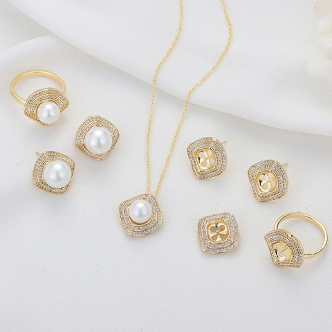 Set di Montature Vuote per Gioielli in Ottone Placcato Oro 14K con Strass Quadrati per Perle Anelli Ciondoli Orecchini DIY