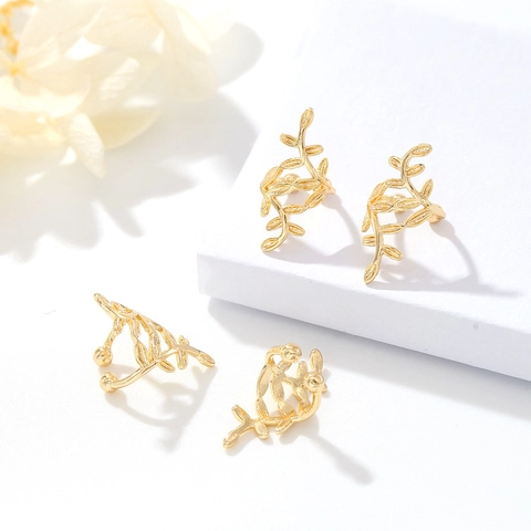 Vintage Copper Leaf Ear Cuffs For Women 14K Gold Plated Non-Pierced Cartilage Clip On Earrings Rhinestone Inlaid Jewelry