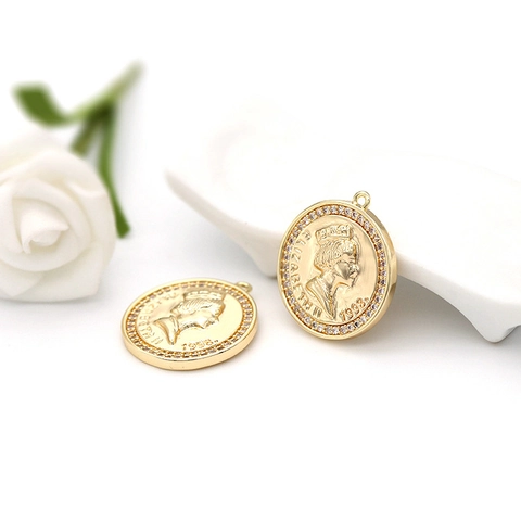 Pendentif Pièce Portrait Tête de Reine Plaqué Or 14K Médallion Rond Charm Avec Zirconia Pour Création de Bijoux DIY Colliers Accessoires