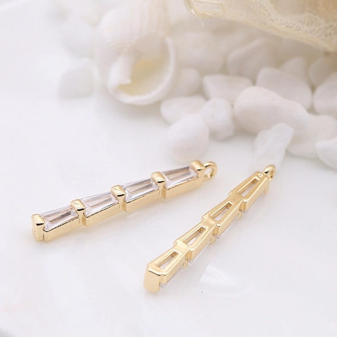 Pendentif Barre de Zirconia en Cuivre Plaqué Or 14K Pour Fabrication de Bijoux DIY Boucles d'Oreilles Collier Incrusté Rectangulaire Longue Bande Charmes Accessoire