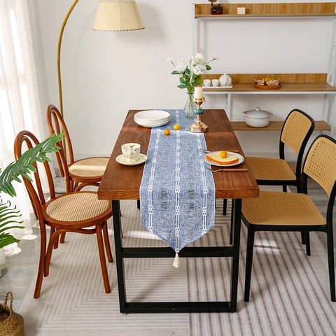 Nordic Style Handwoven Table Runner Polyester Cotton Linen Texture Striped Geometric Pattern With Tassels For Dining Table Home Decor