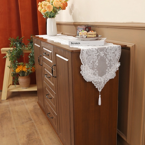 Vintage Lace Table Runner Polyester Embroidered Hollow Out Tassel Floral Table Runner For Dining Living Room Home Decoration