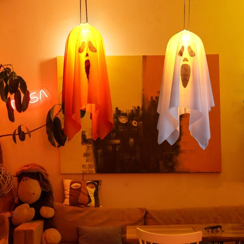 Luce Fantasma Appesa a LED per Halloween Decorazione per Feste All'aperto e Al Chiuso Faccia da Fantasma Spaventosa