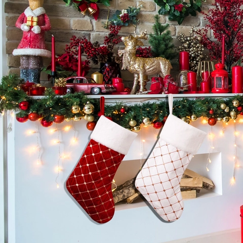 Calza di Natale Grande Motivo a Griglia Oro Paillettes Borsa Regalo Con Bordo in Peluche Bianco Decorazione da Appendere per Albero di Natale Rosso Bianco Tessuto