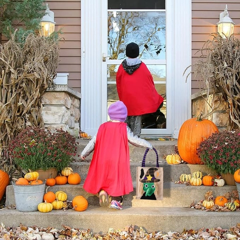 Halloween Linen Gift Bag Witch Pumpkin Black Cat Skeleton Pattern Portable Candy Treat Bag For Halloween Party Favor Decoration