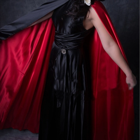 Cape à Capuche Halloween Faucheuse Costume de Fête Gothique Médiéval Robe Longue en Velours pour Adultes Enfants Jeu de Rôle
