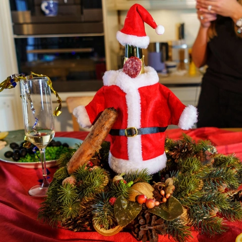 Copribottiglia di Babbo Natale Creativo in Flanella Rossa Mini Cappello e Cappotto di Natale per Tavolo da Pranzo di Casa