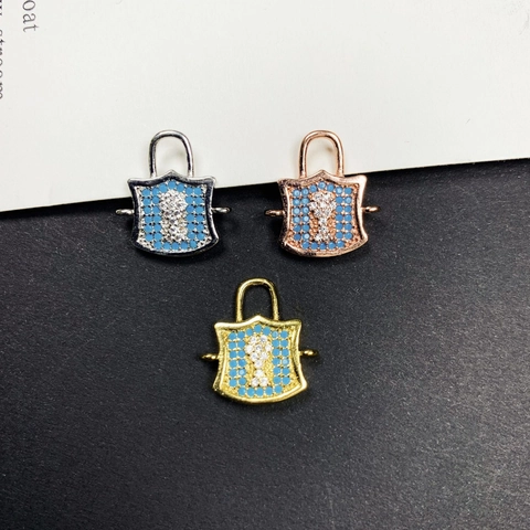 Lucchetto a Scudo in Rame Placcato Oro Vintage Pendente Micro Intarsiato Zircone Connettore per Gioielli per Collana Braccialetto Fai Da Te Donna Accessori