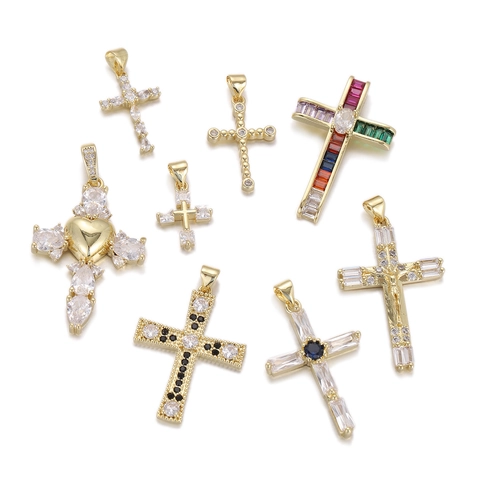 Collana con Pendente a Croce in Rame Religioso per Donna Placcato in Oro Amuleto in Strass Charm Gioielli Cristiani Regalo Religioso