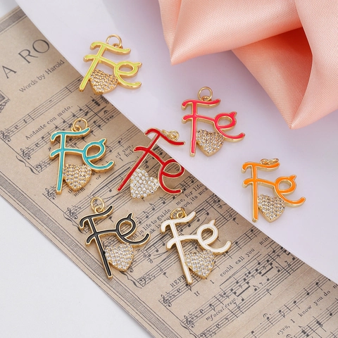 Ciondolo a Forma di Cuore con Lettera Fe Faith Smaltato con Zirconia Intarsiato Ciondolo per Collana in Rame Fai-da-te Gioielli per Donna