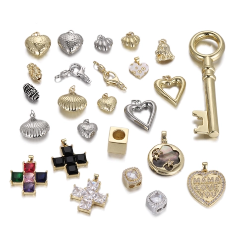 Western Fashion Copper Zirconia Heart Key Cross Pendant DIY Jewelry Accessories Plated Metal Mother Day Charms For Necklaces