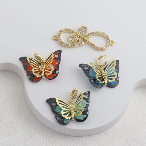Colgante de Mariposa Colorida de Cobre Chapado en Oro Conector Infinito Para Creación de Joyas DIY Accesorio Moda Strass