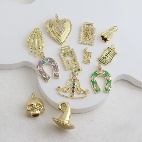 18 Karat Vergoldete Kupferanhänger DIY Schmuck Charms Für Halskette Armband Herz Skelett Hufeisen Kreuz Dollar Yoga Zubehör