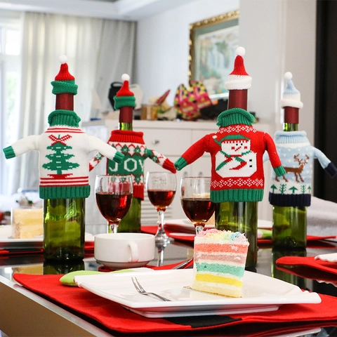 Housse de Bouteille de Vin Tricotée de Noël Ensemble Mini Pull Avec Chapeaux pour Décoration de Table de Dîner Renne Bonhomme de Neige