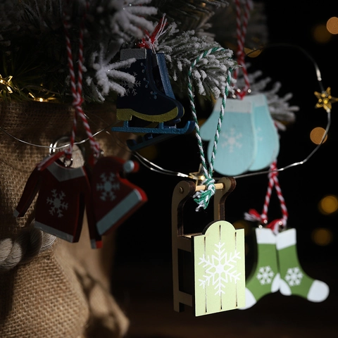 Adornos Colgantes Madera Navidad Pintados Copo Nieve Patines Guantes Suéter Calcetín Trineo Estilo Nórdico Decoración Árbol
