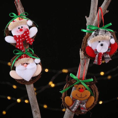 Weihnachtspuppe Rebenkranz Hängende Dekorationen Mini Weihnachtsmann Schneemann Rentier Bär Karo Schleife Plüsch Ornament Für Xmas Baum Party Haus