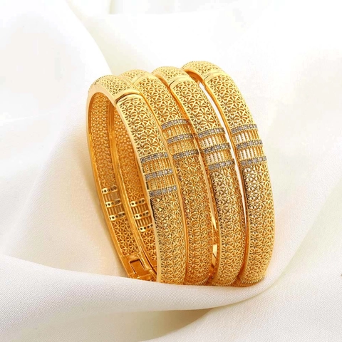 18K Vergulde Koperen Armband Voor Dames Holle Bloem Strass Indiase Bruid Sieraden Dubai Etnische Sieraden Met Scharniersluiting