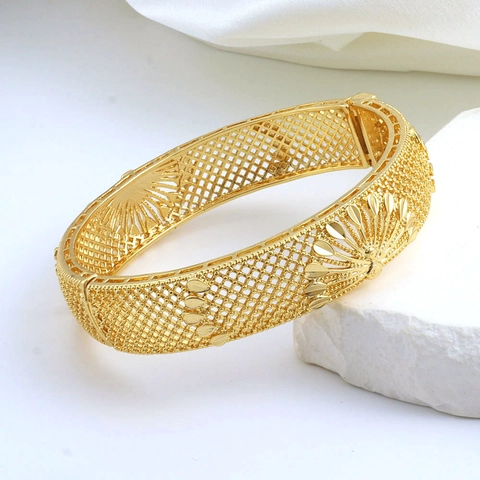 Dubai Stijl Verguld Koperen Pauw Armband Voor Vrouwen Opengewerkt Gesneden Etnische Bruiloft Sieraden Armband