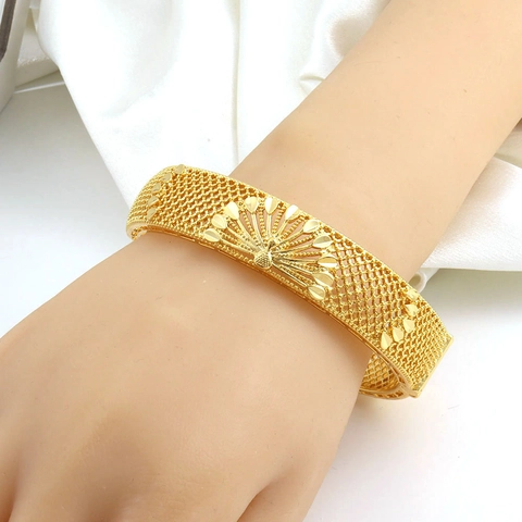 Dubai Stijl Verguld Koperen Pauw Armband Voor Vrouwen Opengewerkt Gesneden Etnische Bruiloft Sieraden Armband