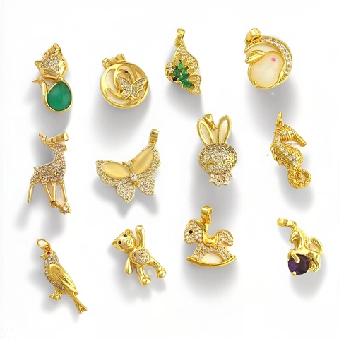 Fashion Copper Micro Pave Zircon Animal Pendants Butterfly Fox Rabbit Moon Reindeer Seahorse Charms For Jewelry Making