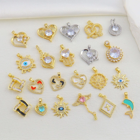 Lussuoso Ciondolo in Rame e Zirconia per Donna Gioielli Fai-da-te Cuore Sole Malocchio Hamsa Design Ciondoli Galvanizzati