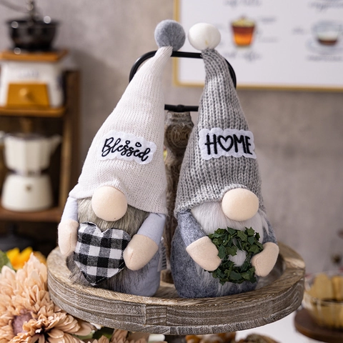 Nordischer Weihnachtswichtel Plüsch Dekoration Mit Strickmütze Karo Herz Kranz Blessed Home Skandinavische Tomte Figur