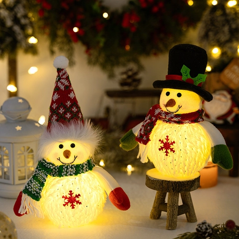 Pupazzo di Neve di Peluche Natalizio Luminoso a LED Ornamento con Fiocco di Neve Ricamato per Decorazioni Festive