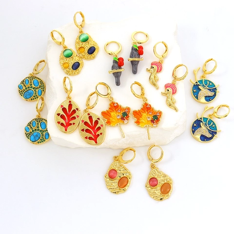 Retro Copper Enamel Dangle Earrings For Women Gold Plated Animal Plant Design Deer Bird Seahorse Rhinestone Earrings Jewelry