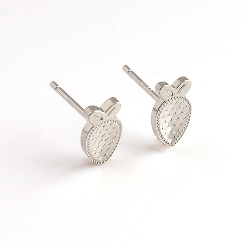 Boucles d'Oreilles Clous Géométriques pour Femmes Avec Tige en Argent Sterling 925 Cuivre Plaqué Argent Forme de Cœur Papillon Couronne Croix Texture d'Écailles Bijoux