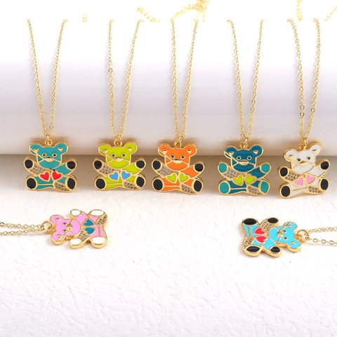 Micro-Inlaid Zirconia Teddy Bear Pendant Necklace Gold Plated Copper Colorful Enamel Heart Detail Hip Hop Jewelry Women