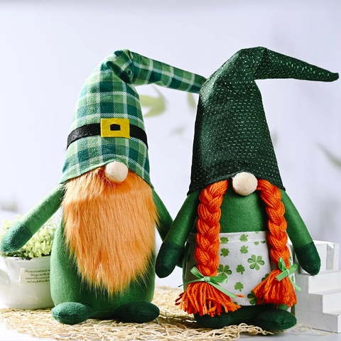 Poupée en Peluche Gnome de la Saint-Patrick Ornement de Farfadet Irlandais Fait Main Avec Trèfle pour Décoration de Table de Fête Maison