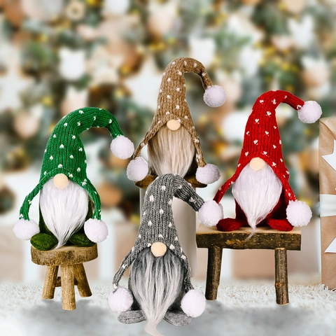 Decorazioni Natalizie Nordiche a Forma di Gnomo Cappello a Maglia a Cuore Bambola di Peluche Seduta per Casa