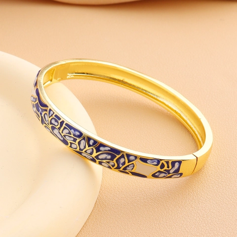 Vintage 18K Vergoldeter Kupfer Emaille Armreif Für Damen Königsblau Cremeweiß Blumenmuster Scharnier Manschettenarmband Schmuck