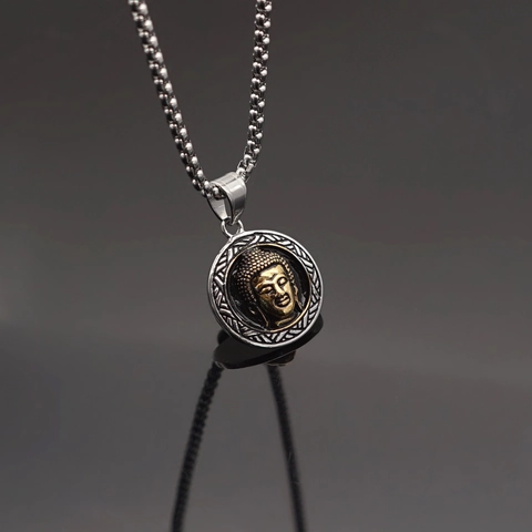 Retro Titanium Steel Buddha Head Pendant Necklace For Men Round Gold Relief Buddha Statue Hip Hop Religious Jewelry