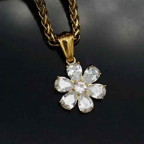 Ciondolo a Fiore in Acciaio Inossidabile 316 per Donna Gioielli Geometrici con Zirconia Intarsiata Oro Argento Solo Ciondolo Senza Catena