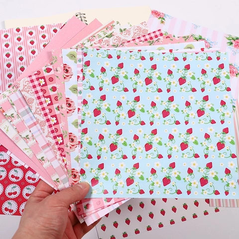 Carta per Scrapbook Vintage con Motivo Floreale Rosa e Fragole Grande Carta di Sfondo per Journal DIY Craft Regalo Decorativa